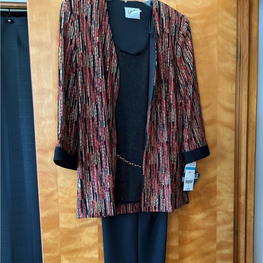 Guilia 2pc Jacket /top and slacks set size 8 nwt